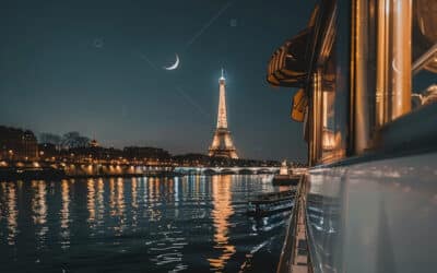 Croisière nocturne  : Immergez-vous dans la magie de Paris illuminée depuis le fleuve !